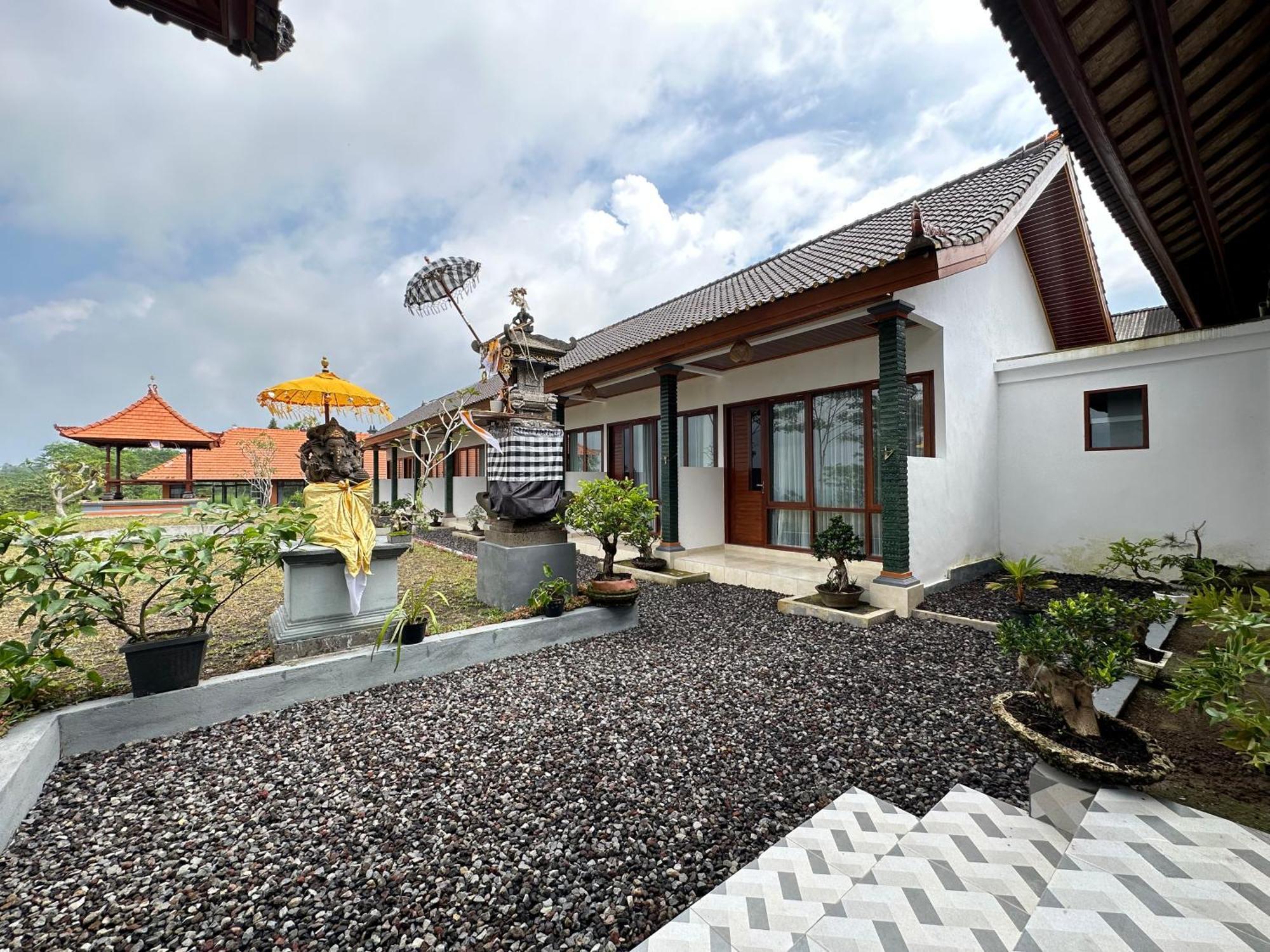 Bali Basuki Retreat Center Apartment Besakih Luaran gambar