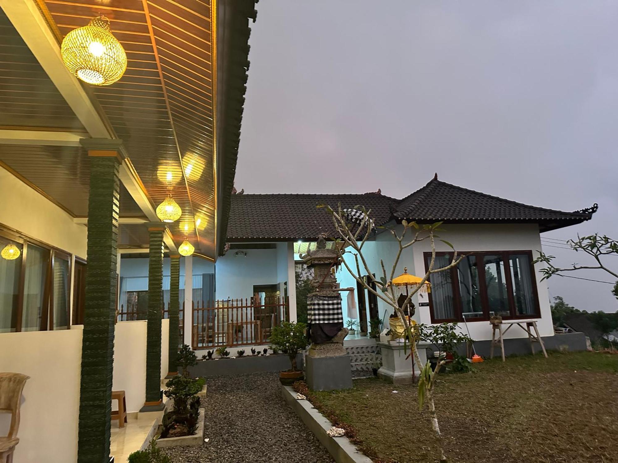 Bali Basuki Retreat Center Apartment Besakih Luaran gambar