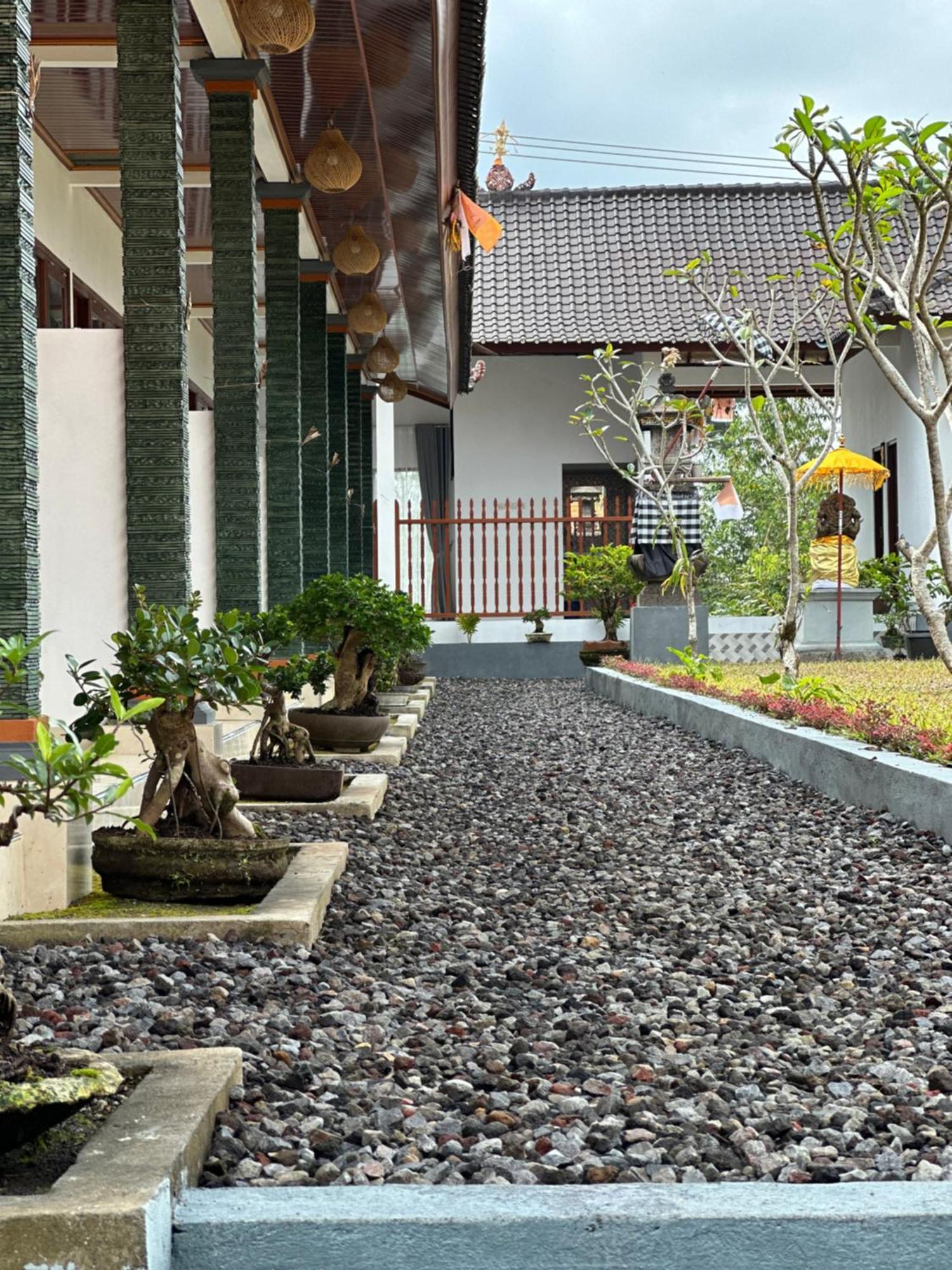 Bali Basuki Retreat Center Apartment Besakih Luaran gambar